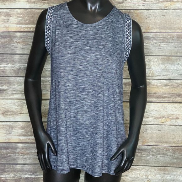 W5 Tops - W5 Sleeveless Aztec tribal embroidered Top Size Medium Scoop Neck